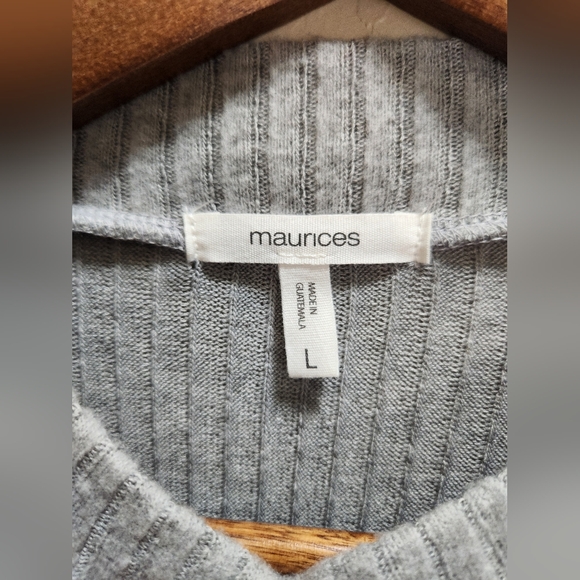 Maurices Long Sleeve Crew Neck Top - Picture 4 of 5
